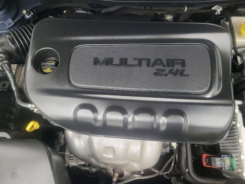 Used 2019 Jeep Cherokee Latitude w/ Popular Appearance Group image 30