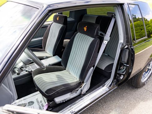 Used 1987 Buick Regal Coupe RWD image 37