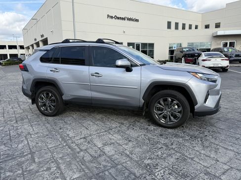 Used 2024 Toyota RAV4 Limited image 8