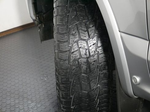 Used 2020 Ford F150 Platinum w/ Equipment Group 701A Luxury image 15