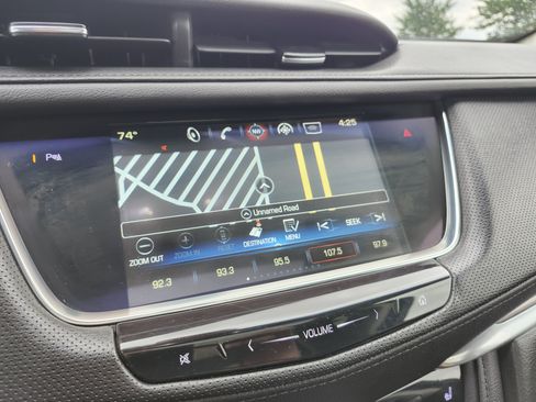 Used 2019 Cadillac XT5 Luxury AWD/4WD image 7