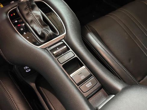 Used 2024 Honda HR-V EX-L image 24