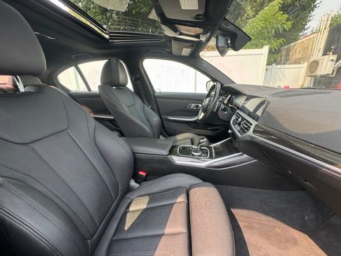 Used 2021 BMW 330i xDrive Sedan w/ Premium Package AWD/4WD image 39
