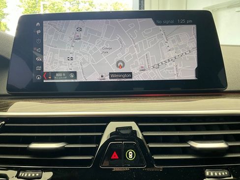 Used 2019 BMW 530i w/ Convenience Package image 14