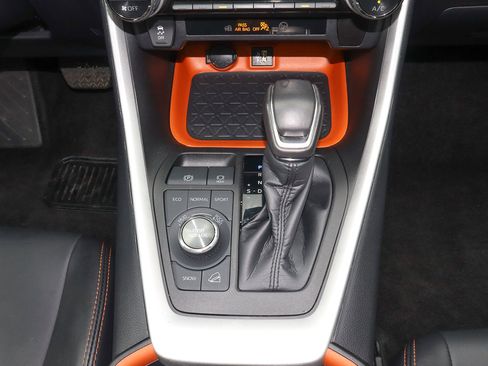 Used 2024 Toyota RAV4 Adventure image 19