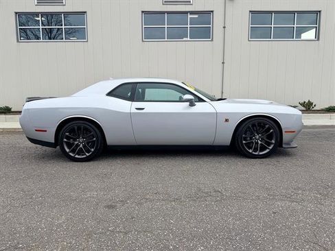 Certified 2023 Dodge Challenger R/T Scat Pack w/ Plus Package image 2