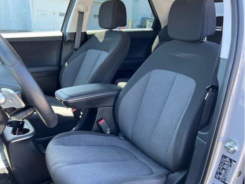 Used 2024 Hyundai Ioniq 5 SEL RWD image 8