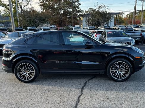 Used 2023 Porsche Cayenne S Platinum image 11