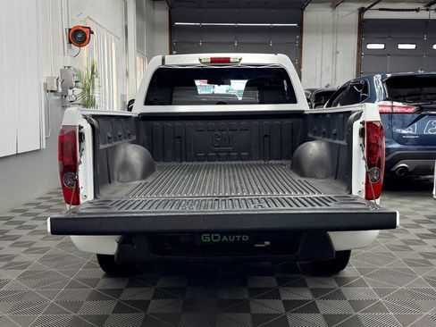 Used 2010 Chevrolet Colorado W/T image 3