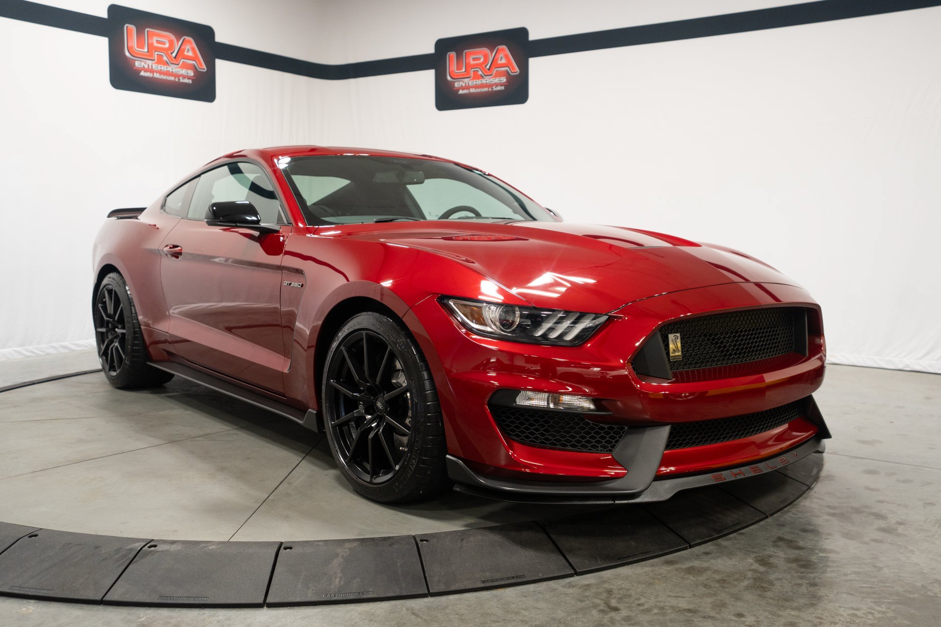 Used 2017 Ford Mustang Shelby GT350 w/ Electronics Package RWD image 1