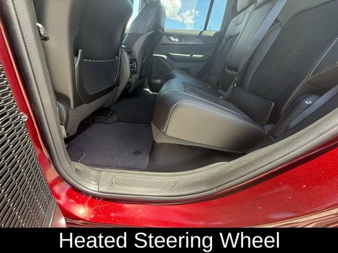 New 2025 Jeep Grand Cherokee Altitude image 37