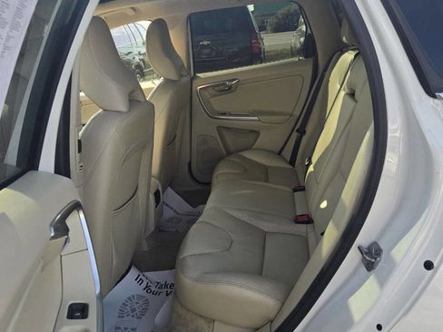 Used 2015 Volvo XC60 T6 image 16