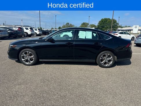Certified 2023 Honda Accord EX image 5
