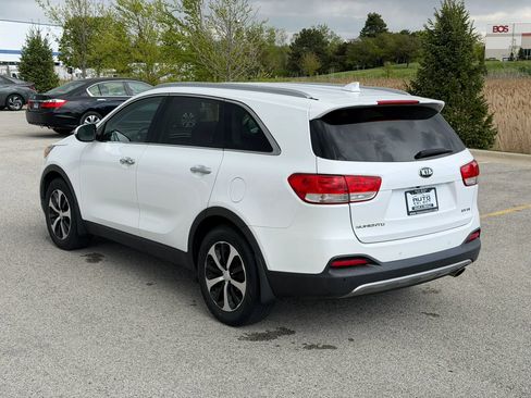 Used 2017 Kia Sorento EX FWD image 7