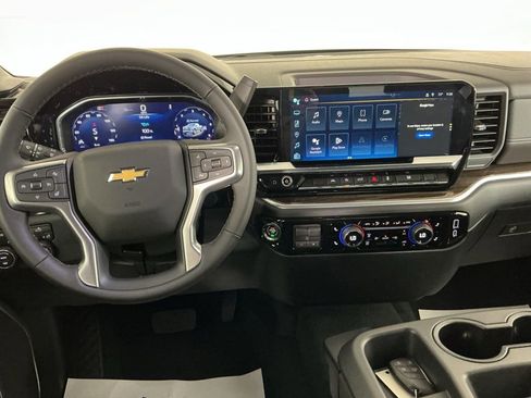 Used 2023 Chevrolet Silverado 1500 Custom Trail Boss w/ LPO, Dark Essentials Package AWD/4WD image 14