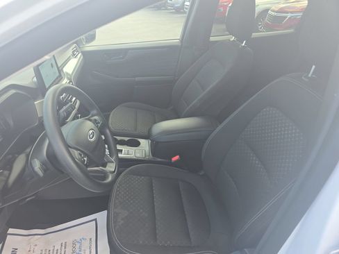 Used 2025 Ford Escape Active AWD/4WD image 15
