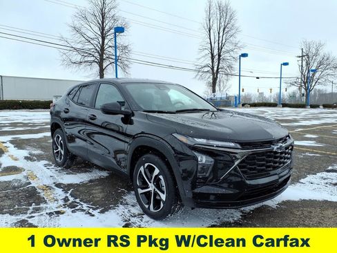 Used 2024 Chevrolet Trax RS FWD image 3