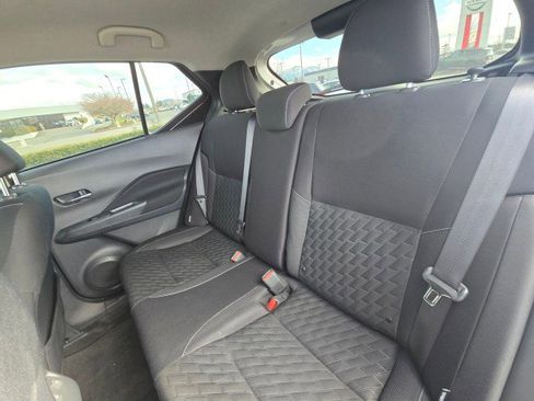 Used 2022 Nissan Kicks SV image 21
