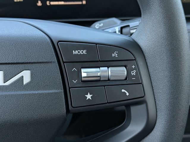 New 2026 Kia K4 FWD image 26