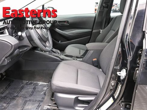 Used 2024 Toyota Corolla LE FWD image 13