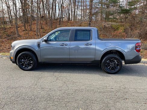 Certified 2024 Ford Maverick Lariat w/ Black Appearance Package image 4