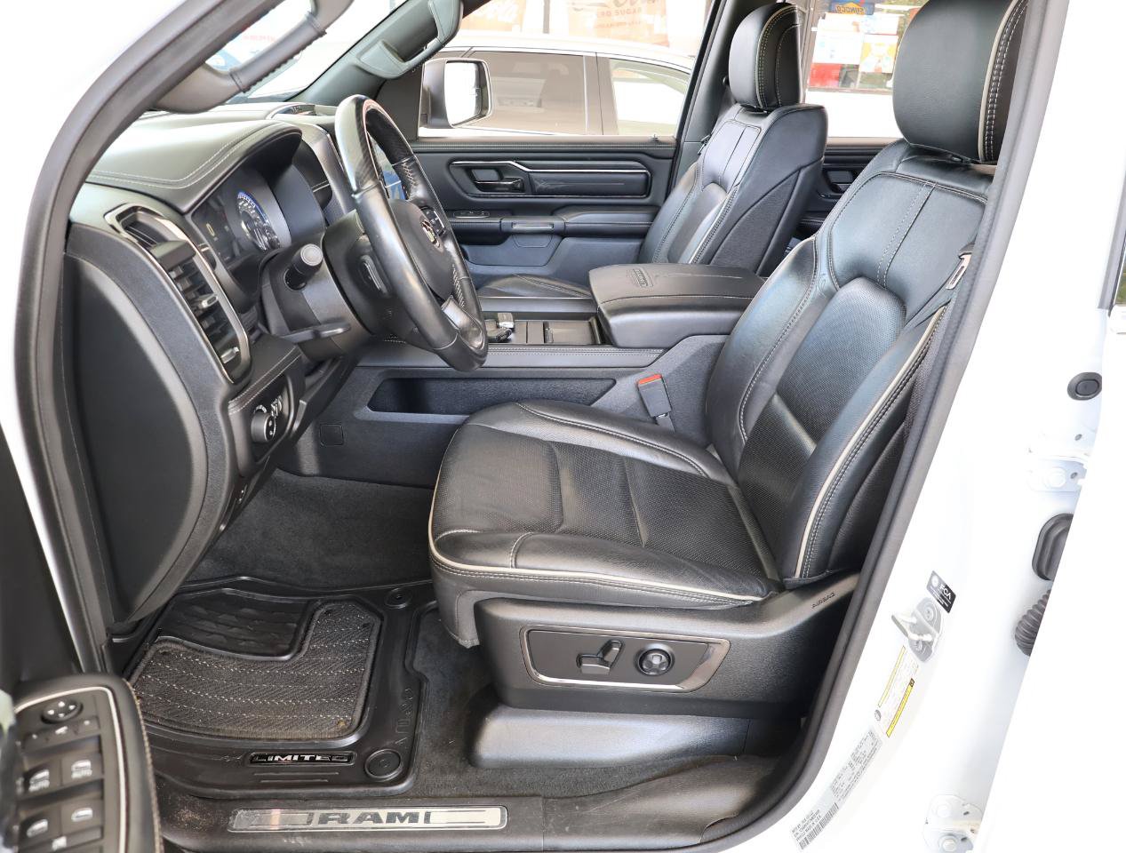 Used 2022 RAM 1500 Limited AWD/4WD image 13