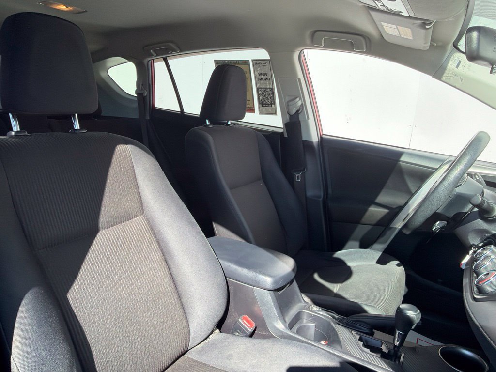 Used 2015 Toyota RAV4 LE AWD/4WD image 5