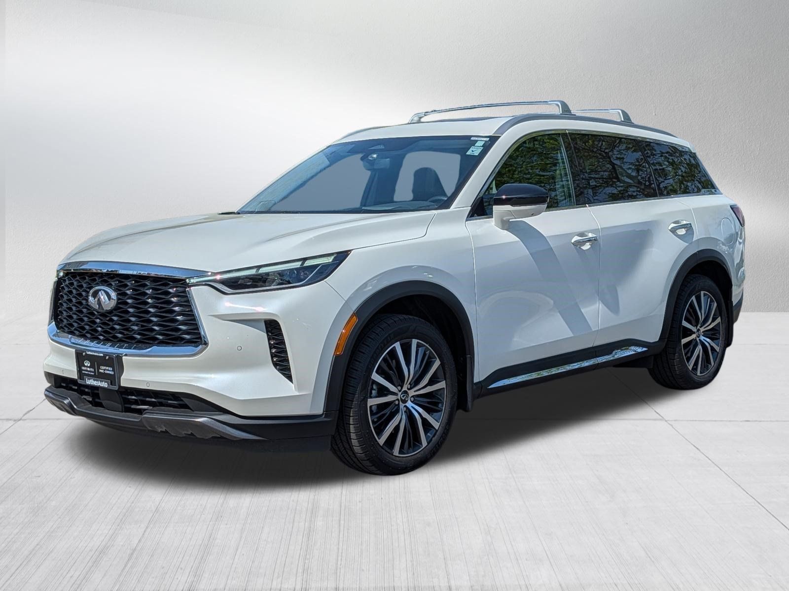 Certified 2025 INFINITI QX60 Sensory w/ Vision Package AWD/4WD image 3