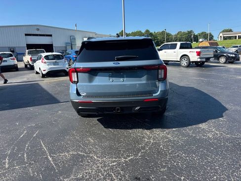 Used 2025 Ford Explorer ST-Line RWD image 4