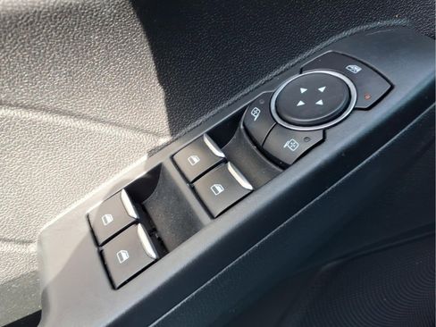 Used 2022 Ford Escape SE w/ SE Sport Appearance Package image 14