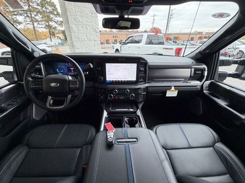 New 2026 Ford F350 Platinum w/ FX4 Off-Road Package image 4