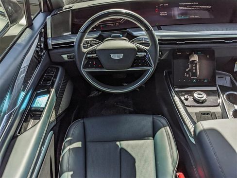 New 2025 Cadillac Escalade IQ Sport 2 image 28