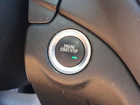 Used 2019 Chevrolet Equinox LT image 22