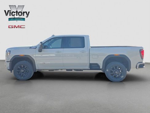 New 2026 GMC Sierra 2500 AT4 AWD/4WD image 6