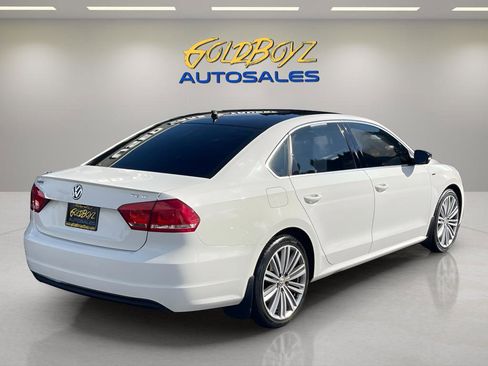 Used 2015 Volkswagen Passat 1.8T Sport image 4