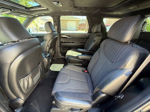 Used 2025 Hyundai Palisade Calligraphy AWD/4WD image 23