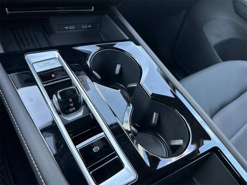 New 2025 Volkswagen Atlas SEL image 14