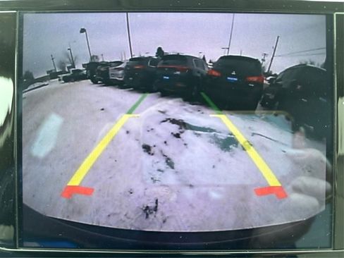 Used 2018 Chrysler Pacifica Touring-L Plus image 35