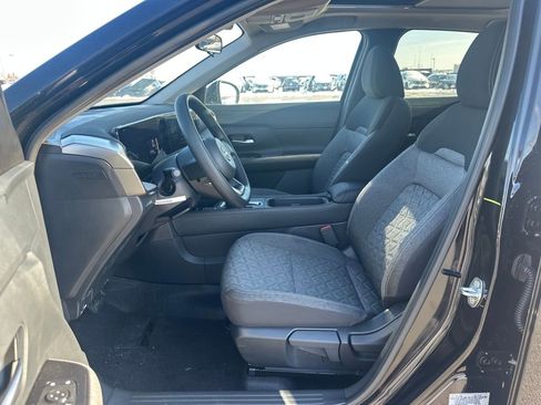 New 2026 Nissan Kicks SV w/ SV Premium Package image 9