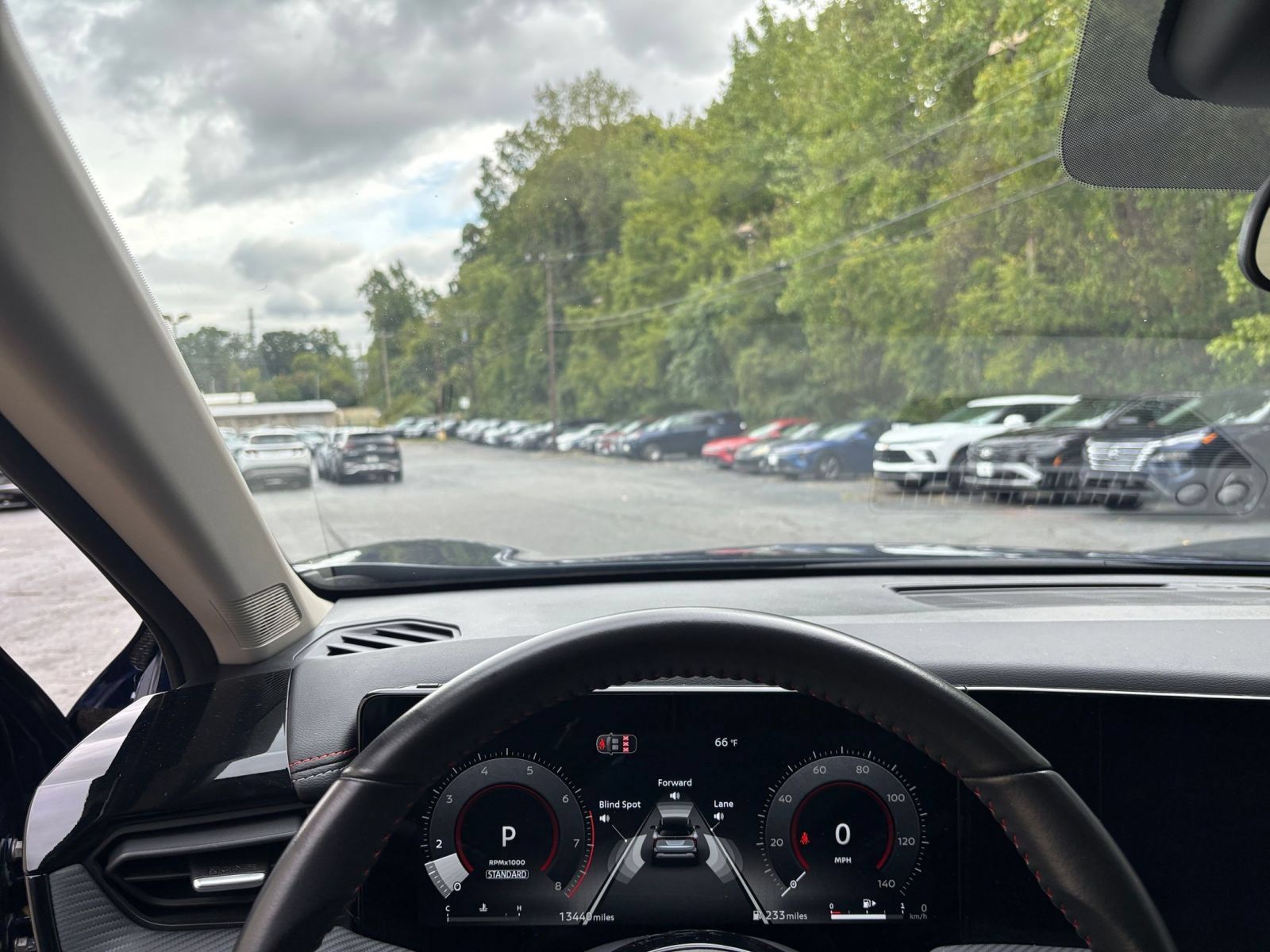 Used 2026 Nissan Kicks SR AWD/4WD image 30
