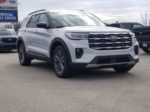 New 2026 Ford Explorer Active w/ Active Comfort Package AWD/4WD image 2