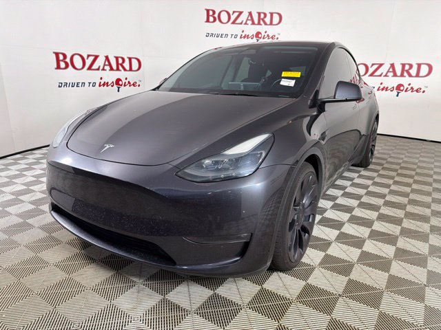 Used 2024 Tesla Model Y Performance AWD/4WD image 4