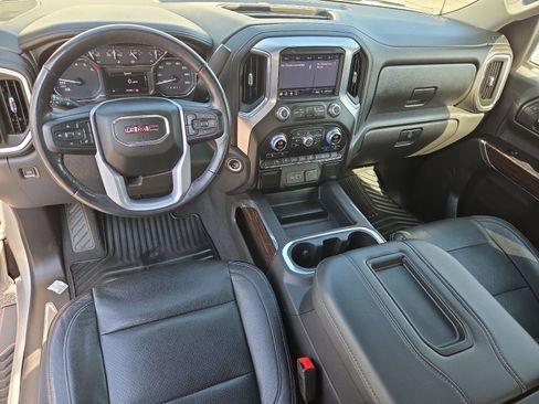 Used 2020 GMC Sierra 1500 Elevation w/ Elevation Value Package AWD/4WD image 6