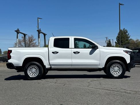 Used 2023 Chevrolet Colorado W/T RWD image 8