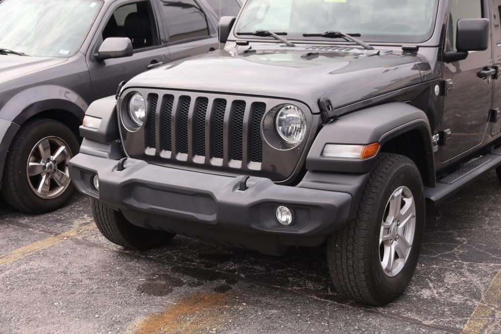 Used 2019 Jeep Wrangler Unlimited Sport S AWD/4WD image 5