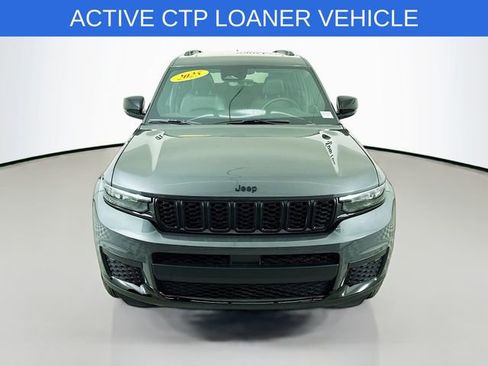 New 2025 Jeep Grand Cherokee L Altitude AWD/4WD image 2