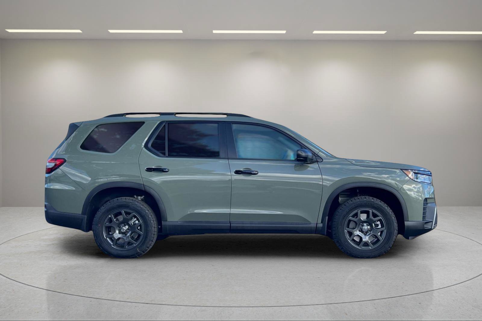 New 2026 Honda Pilot TrailSport image 6