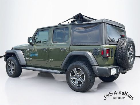Used 2021 Jeep Wrangler Unlimited Sport AWD/4WD image 5