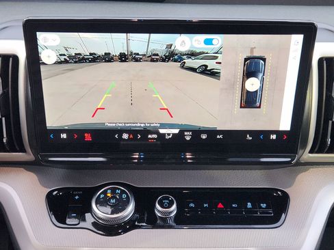 New 2026 Ford Expedition Active RWD image 17