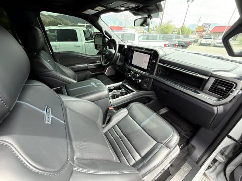Used 2025 Ford F350 Platinum AWD/4WD image 12